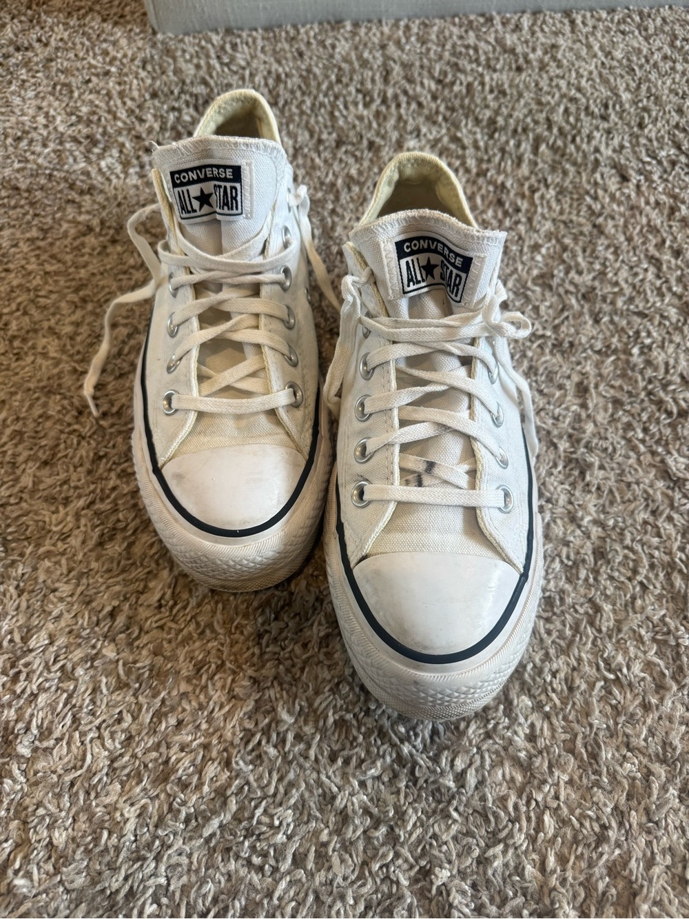 Converse platform low top sneaker
